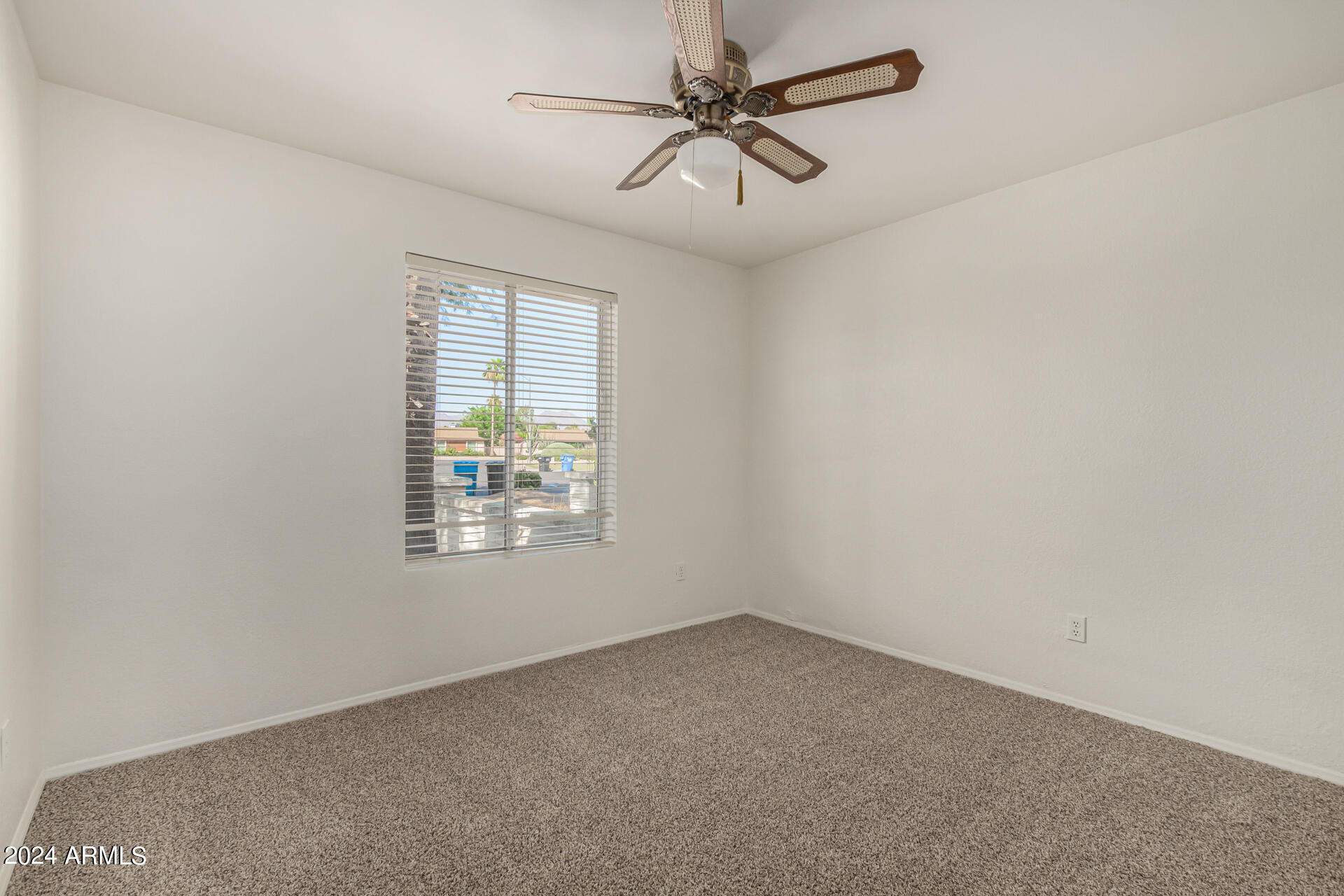 6101 East Spring Road Scottsdale, AZ 85254 - Photo 15 of 37 0023-23-Spring