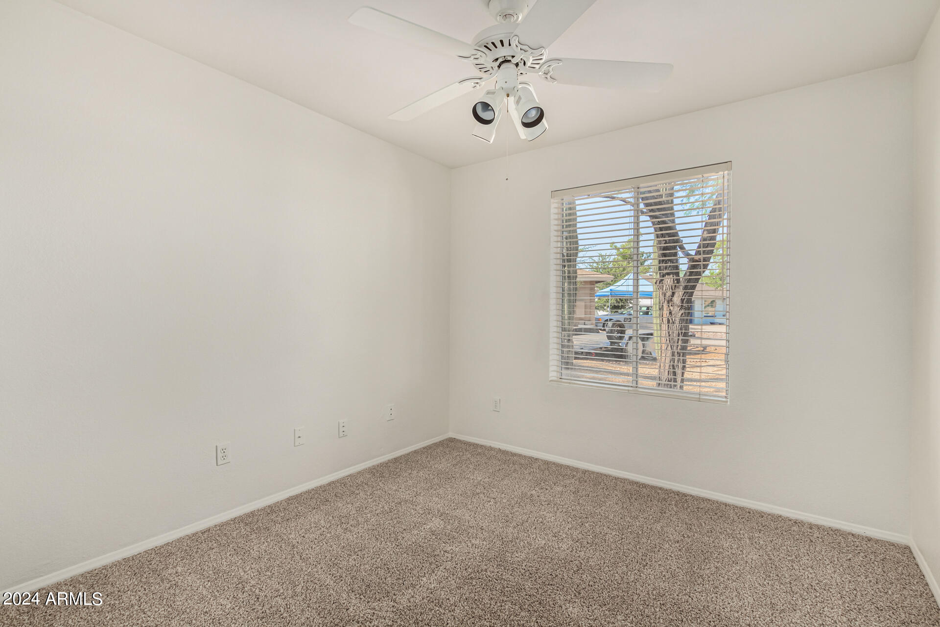 6101 East Spring Road Scottsdale, AZ 85254 - Photo 17 of 37 0025-25-Spring