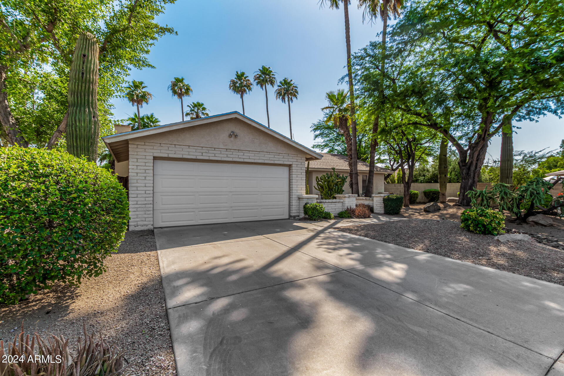 6101 East Spring Road Scottsdale, AZ 85254 - Photo 2 of 37 0003-03-Spring
