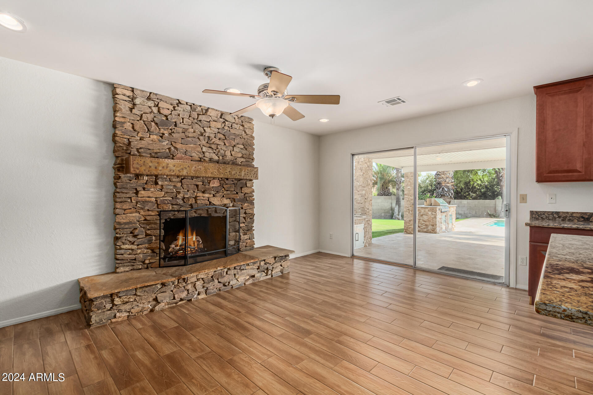 6101 East Spring Road Scottsdale, AZ 85254 - Photo 9 of 37 0012-12-Spring