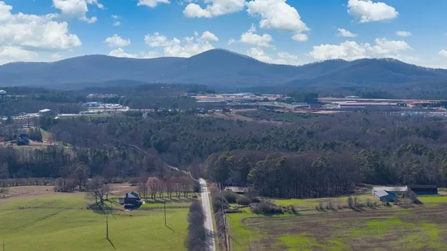 $388,024 | 27 Rolling Mdw Trace, Jasper, GA 30143