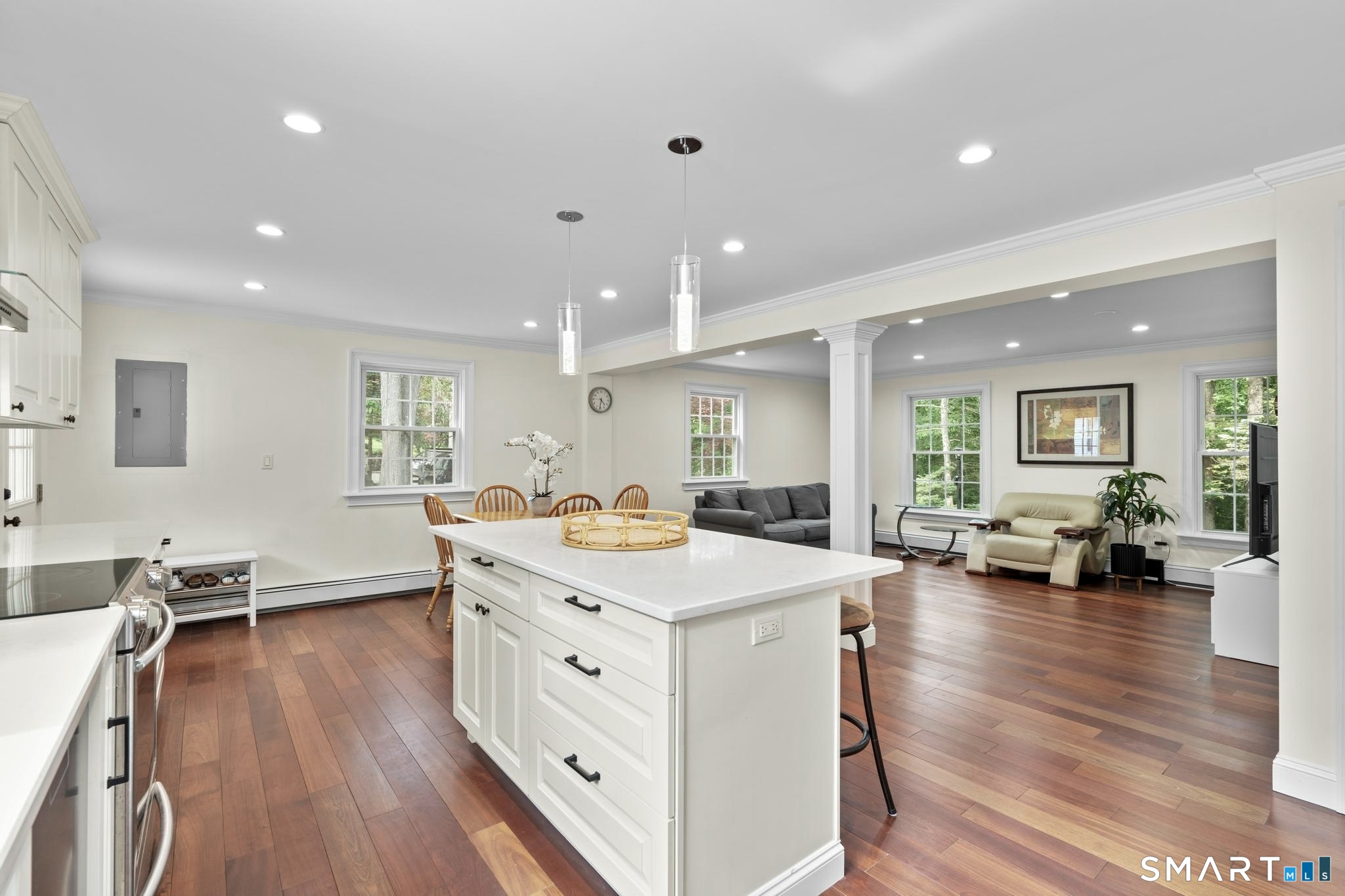 209 Westport Road Wilton, CT 06897 - Photo 12 of 34