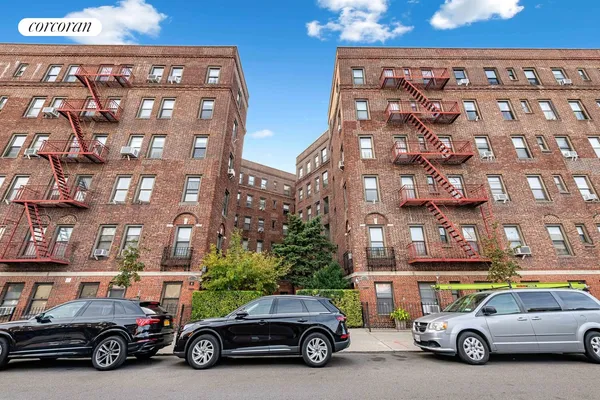 a car parked in front of a building