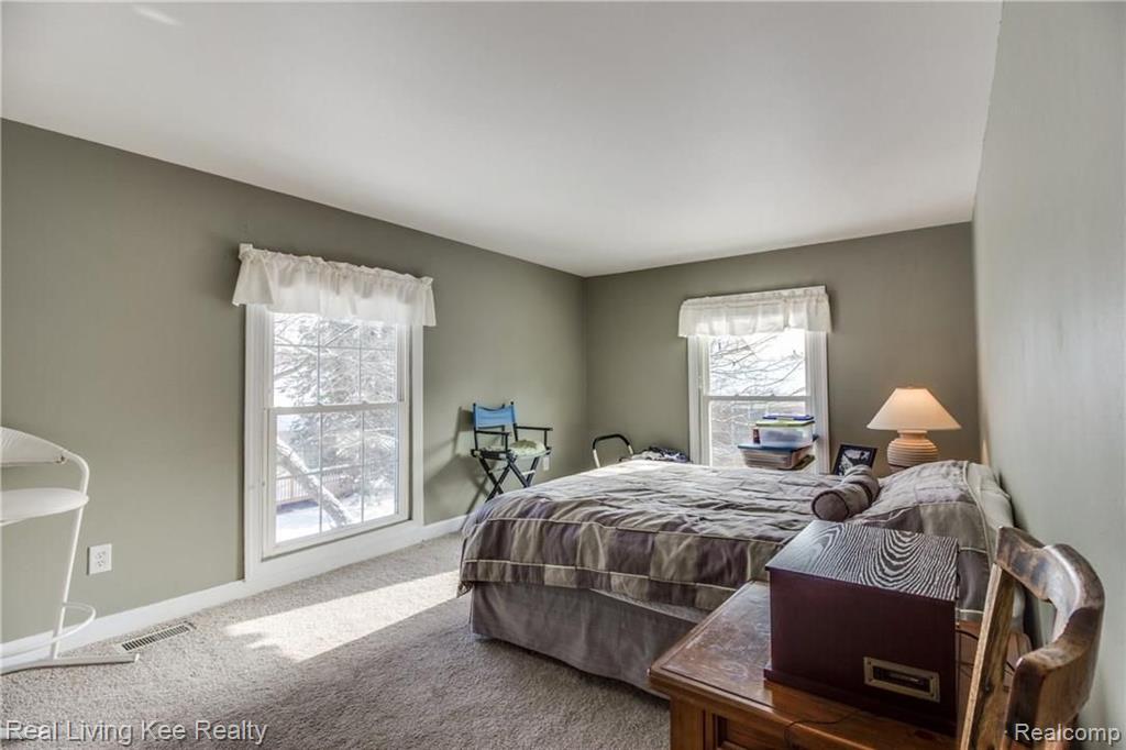 1393 Paddle Wheel Lane Rochester Hills, MI 48306 - Photo 23 of 34