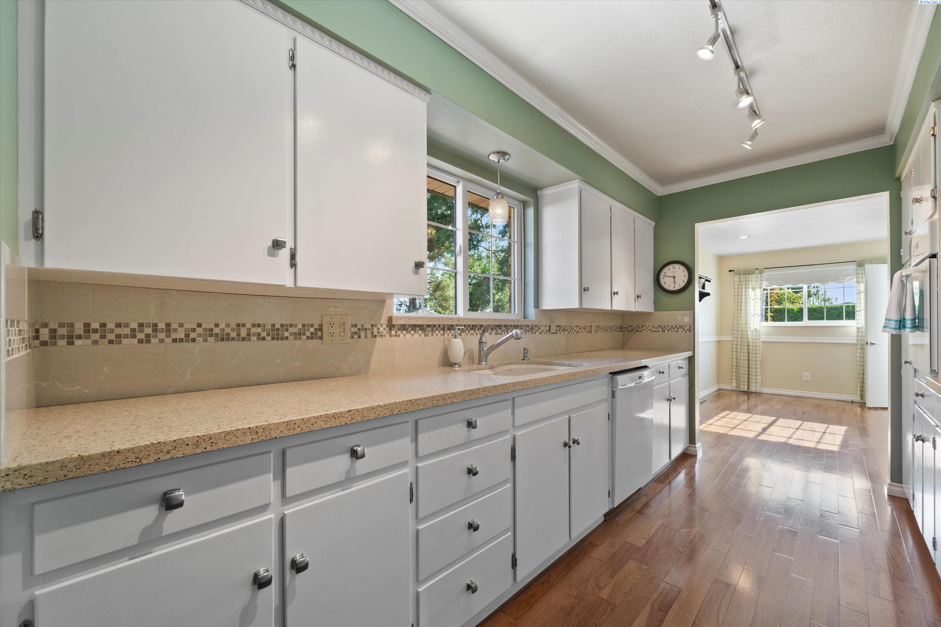 180001 Robertson Road Grandview, WA 98930 - Photo 26 of 47 Gallery Image 26
