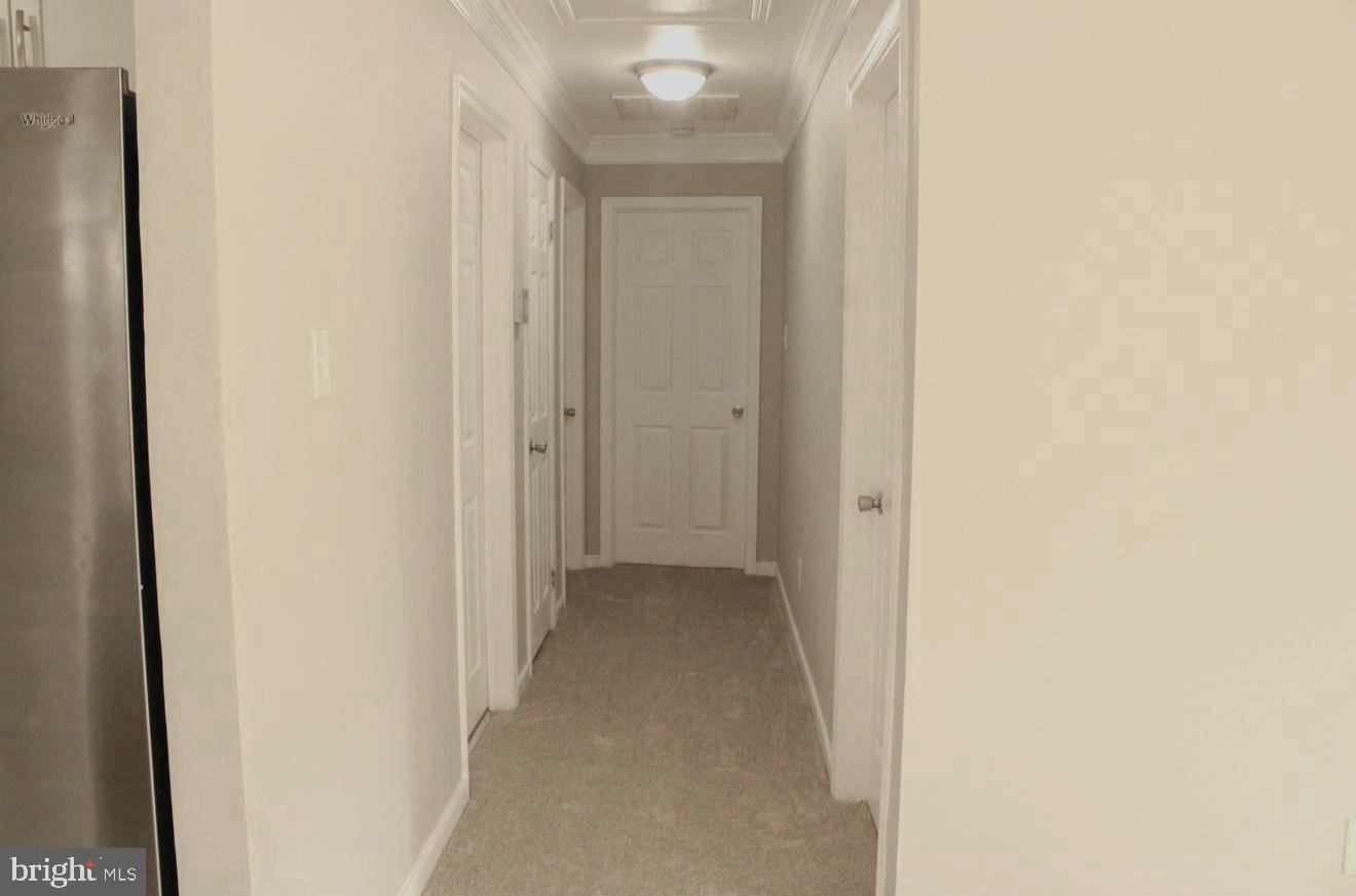 25073 Oxford Road Ruther Glen, VA 22546 - Photo 15 of 37 a view of a hallway