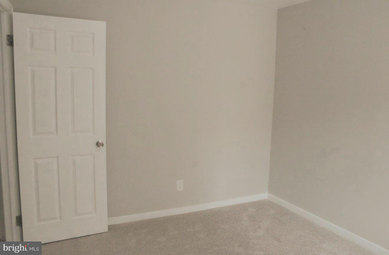 25073 Oxford Road Ruther Glen, VA 22546 - Photo 24 of 37 a view of a small space