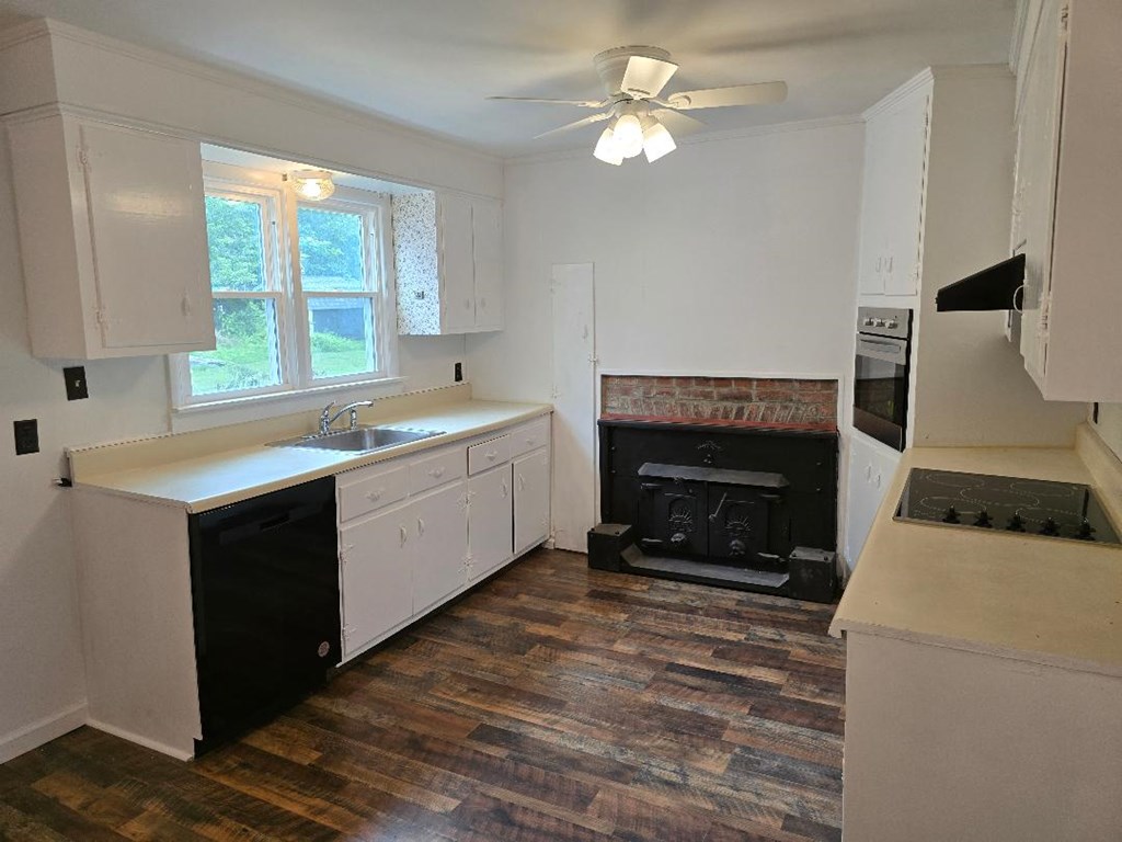 30423 Bobtown Road Painter, VA 23420 - Photo 3 of 17