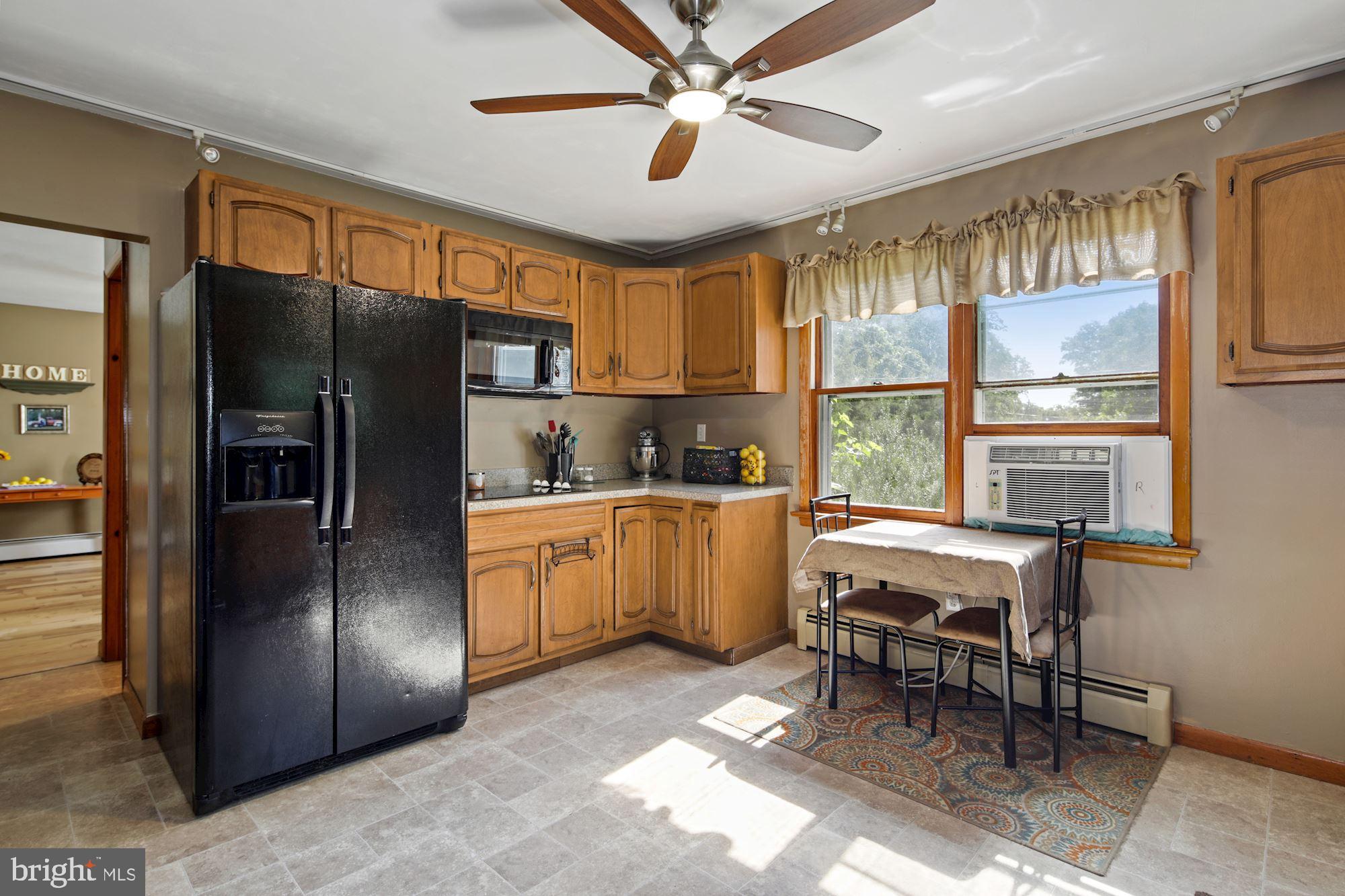 1353 Blue Ball Road Elkton, MD 21921 - Photo 15 of 33 Kitchen w/ Eat-In Dining Area