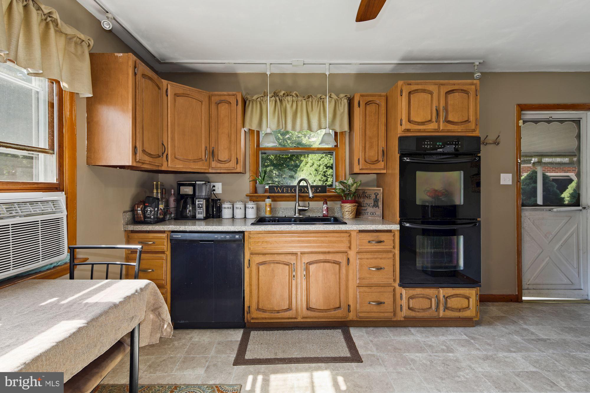 1353 Blue Ball Road Elkton, MD 21921 - Photo 16 of 33 Kitchen w/ Eat-In Dining Area