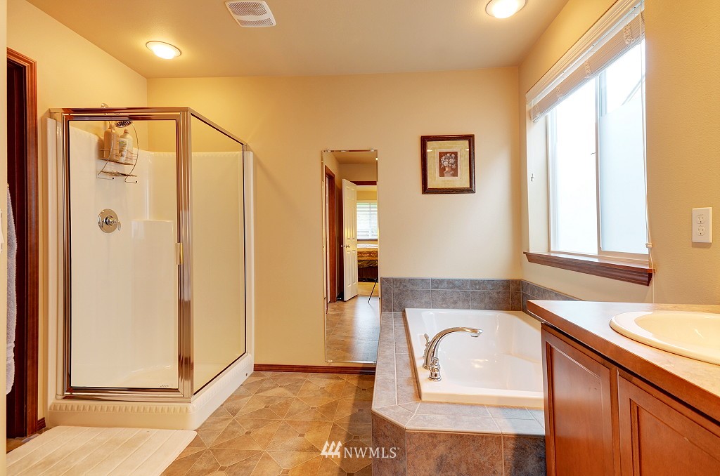 22833 42nd Drive Southeast Bothell, WA 98021 - Photo 15 of 22