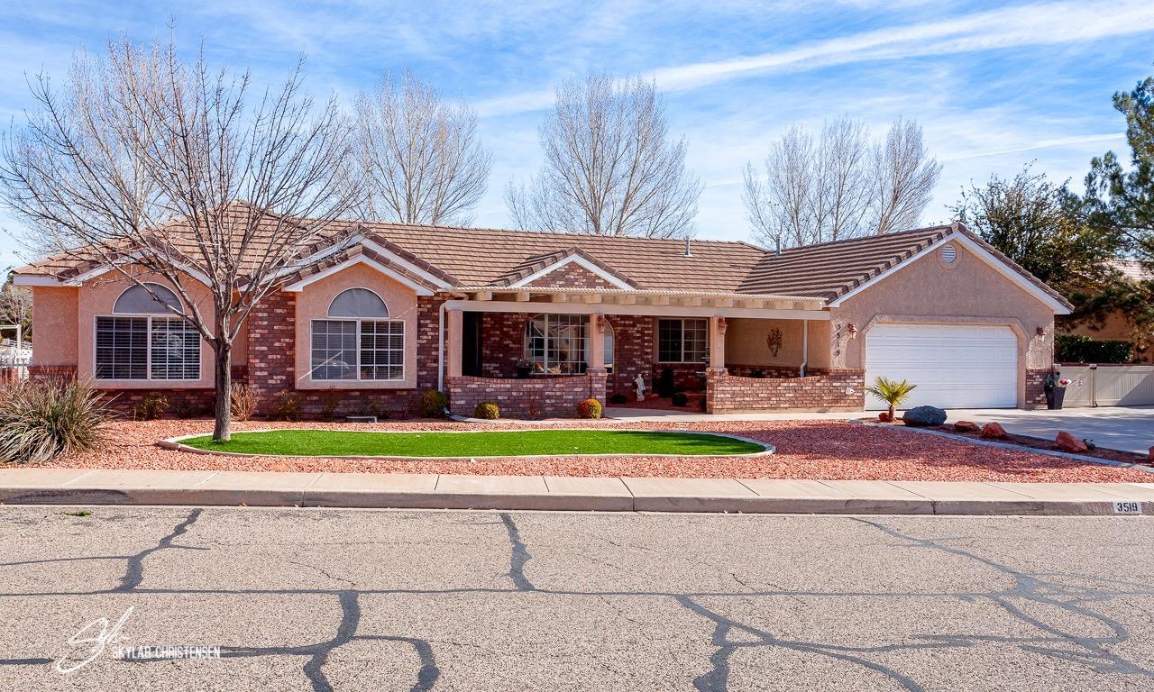 3519 South 1470th Street West St. George, UT 84790 - Photo 1 of 1 3519 S 1470 W Bloomington (1 of 27)