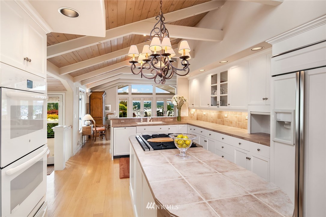 530 Upland Road Medina, WA 98039 - Photo 13 of 25 Gallery Image 13