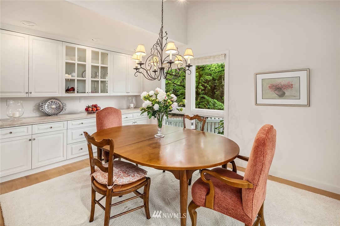 530 Upland Road Medina, WA 98039 - Photo 19 of 25 Gallery Image 19