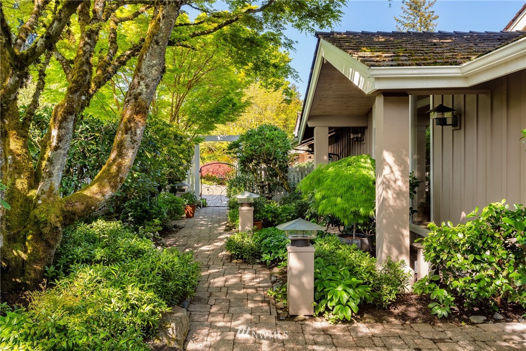 530 Upland Road Medina, WA 98039 - Photo 24 of 25 Gallery Image 24