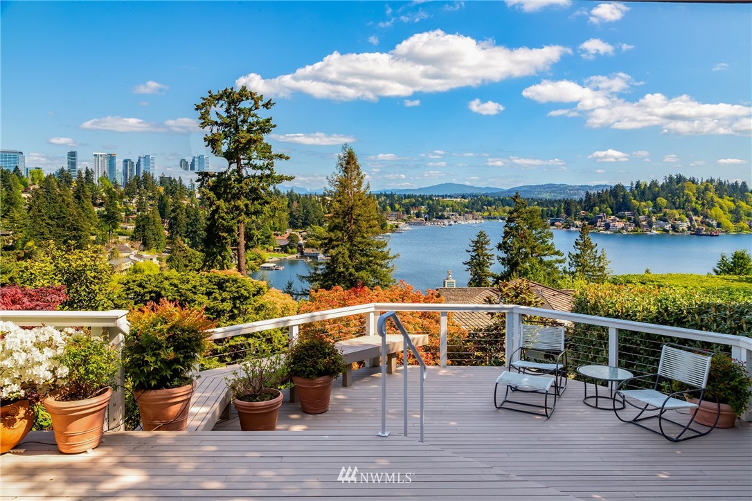 530 Upland Road Medina, WA 98039 - Photo 8 of 25 Gallery Image 8