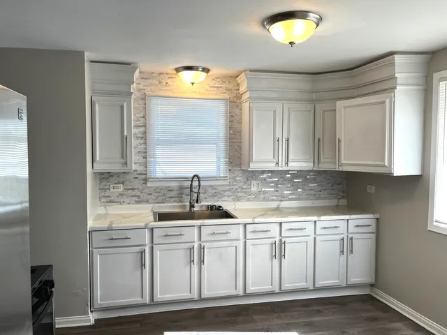 $130,000 | 22 Apple Lane, Park Forest, IL 60466