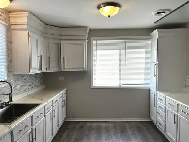 $130,000 | 22 Apple Lane, Park Forest, IL 60466