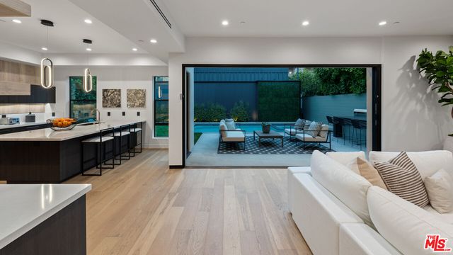 $17,300 | 4329 Agnes Avenue, Studio City, CA 91604