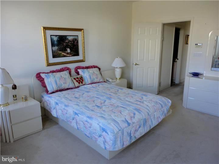 21 Stanford Road East Pennington, NJ 08534 - Photo 14 of 15 Gallery Image 14