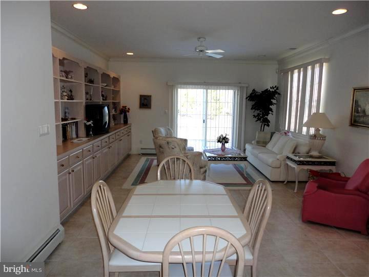 21 Stanford Road East Pennington, NJ 08534 - Photo 10 of 15 Gallery Image 10
