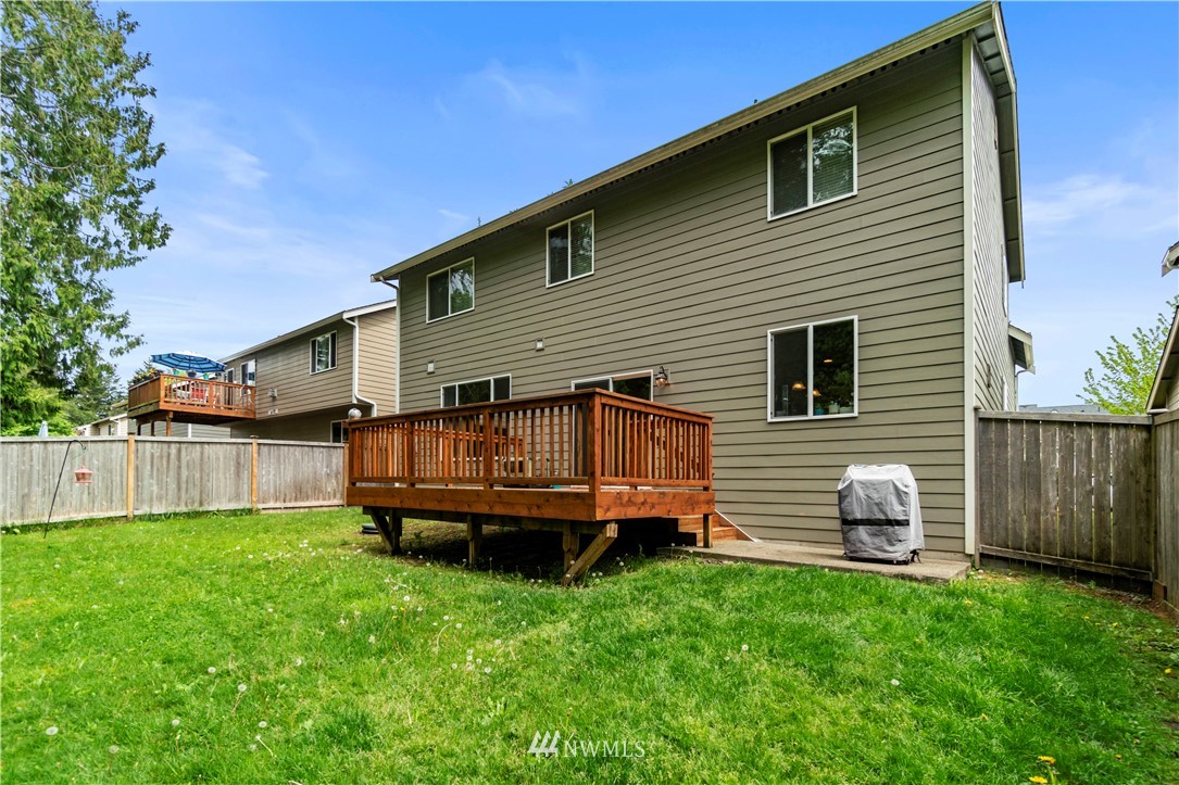 5329 Racca Drive Southeast Olympia, WA 98513 - Photo 8 of 38