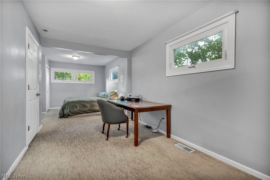 24005 Knickerbocker Road Bay Village, OH 44140 - Photo 10 of 22 Gallery Image 10