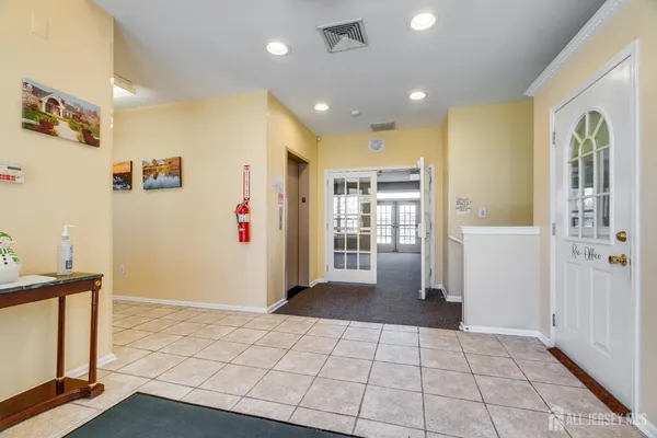 $673,500 | 103 Crest Stone Circle, Princeton, NJ 08540