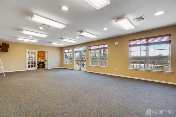 $673,500 | 103 Crest Stone Circle, Princeton, NJ 08540