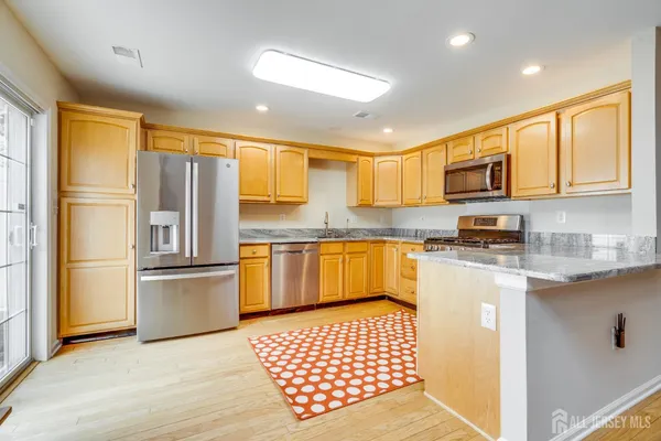 $673,500 | 103 Crest Stone Circle, Princeton, NJ 08540