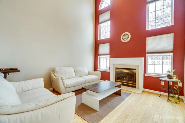 $673,500 | 103 Crest Stone Circle, Princeton, NJ 08540