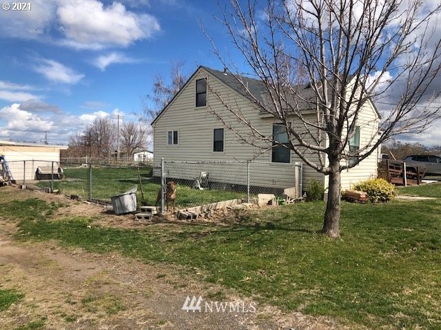 52987 Appleton Road Milton Freewater, OR 97862 - Photo 3 of 23