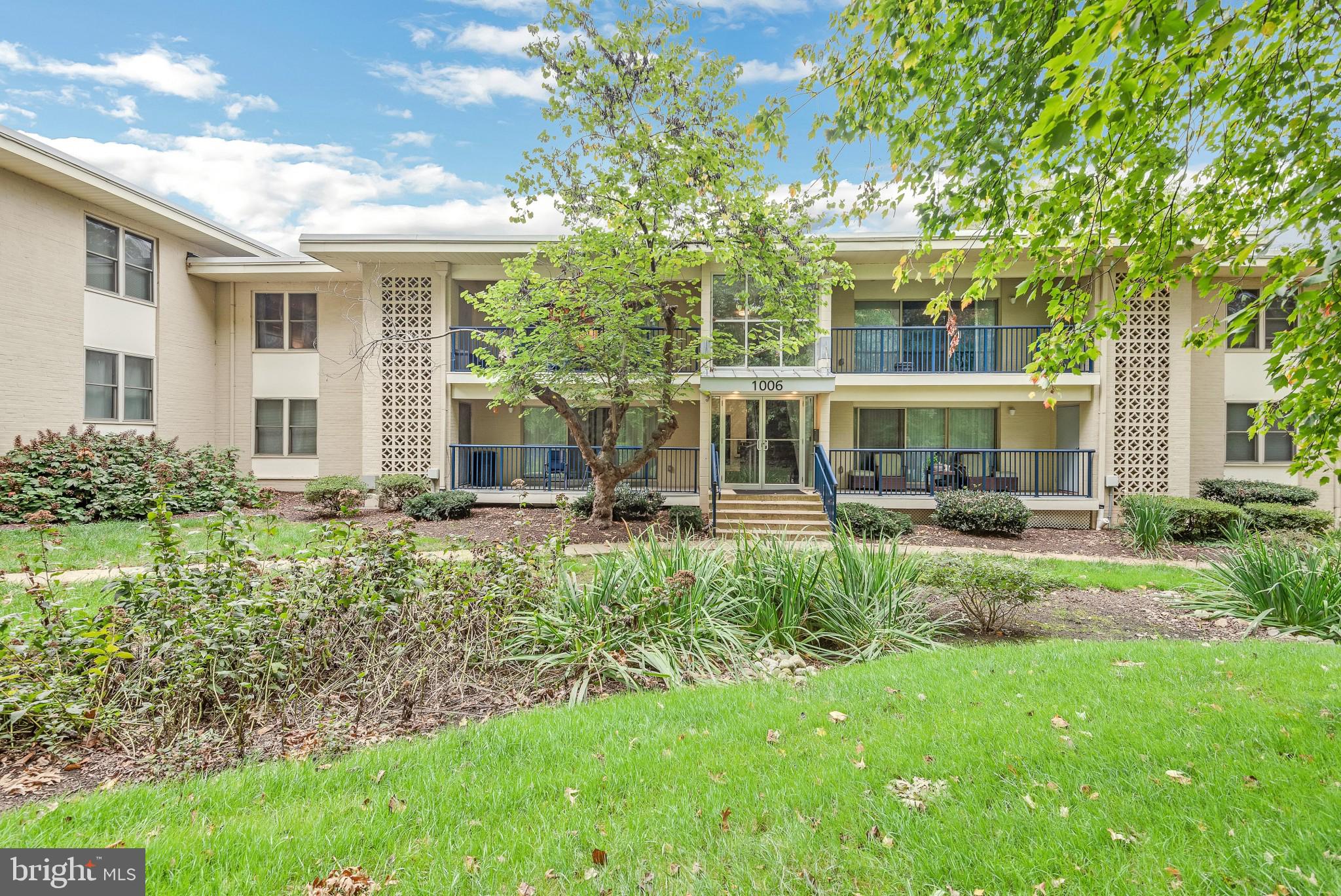 1006 Primrose Road, Unit 301 Annapolis, MD 21403 - Photo 1 of 22 Gallery Image 1