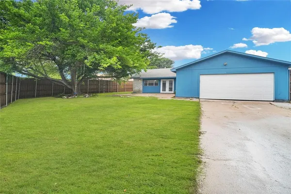 $2,700 | 5161 Bartlett Drive, The Colony, TX 75056