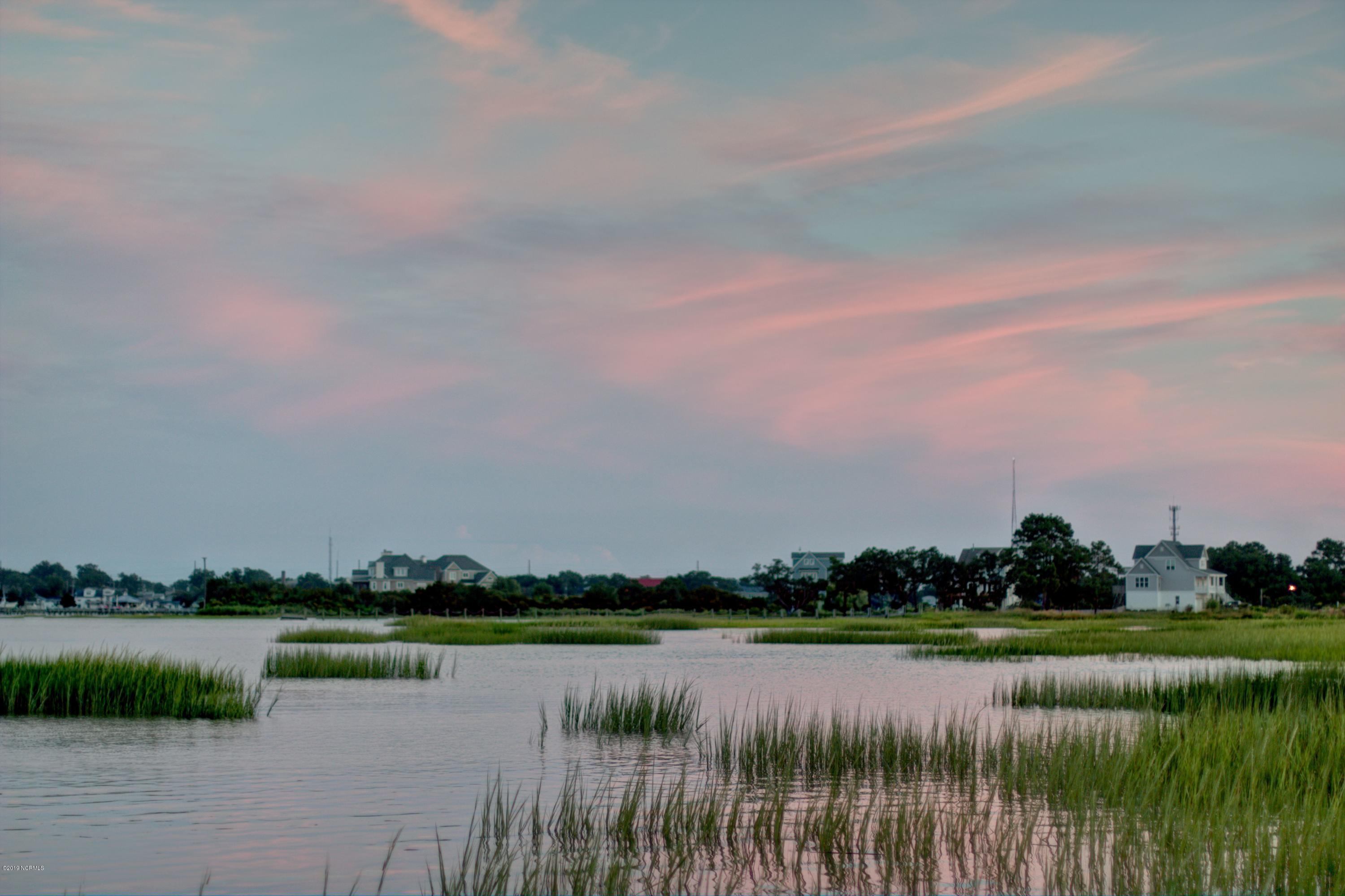 130 L Mariners Point Morehead City, NC 28557 - Photo 3 of 12 Awsome Views