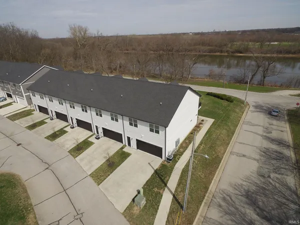 $399,900 | 420 Catherwood Drive, Unit 1, West Lafayette, IN 47906