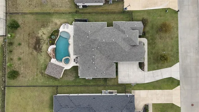 $1,000,000 | 1219 Logan Trail, Lucas, TX 75002