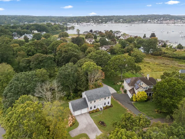 $1,395,000 | 1 Egret Road, Mystic, CT 06355