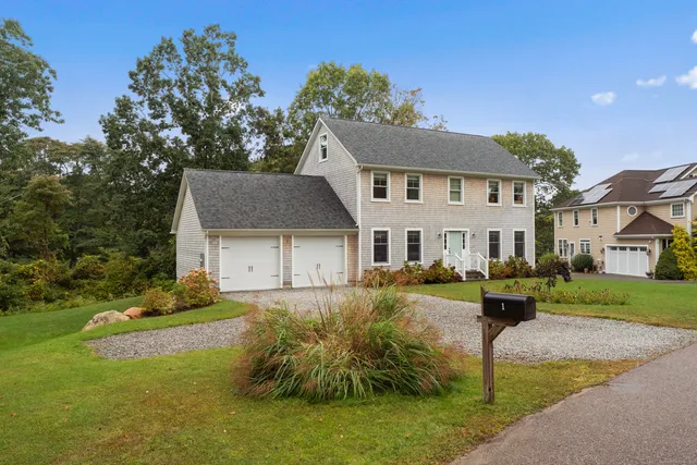 $1,395,000 | 1 Egret Road, Mystic, CT 06355
