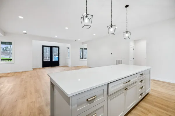 $555,000 | 6384 Old Natchez Trace, Santa Fe, TN 38482