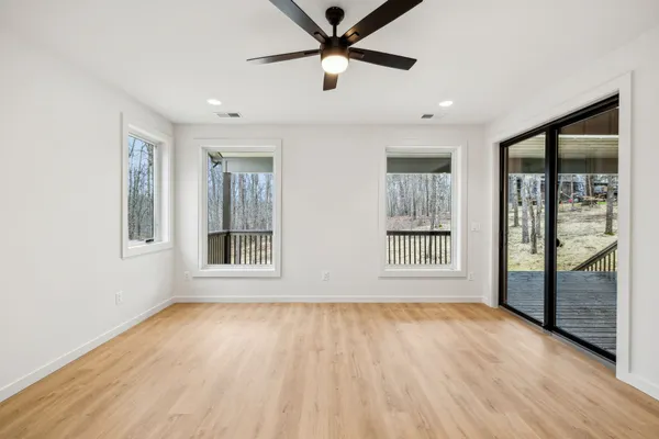 $555,000 | 6384 Old Natchez Trace, Santa Fe, TN 38482