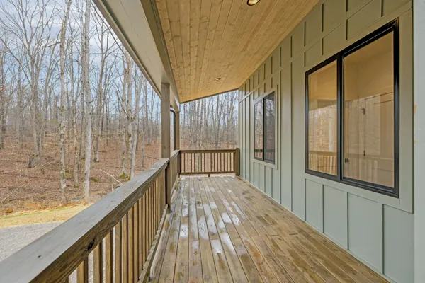 $555,000 | 6384 Old Natchez Trace, Santa Fe, TN 38482