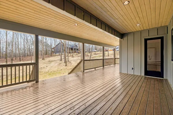 $555,000 | 6384 Old Natchez Trace, Santa Fe, TN 38482