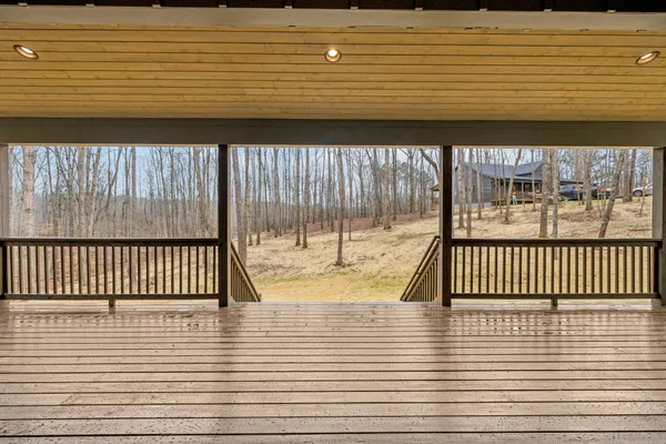$555,000 | 6384 Old Natchez Trace, Santa Fe, TN 38482