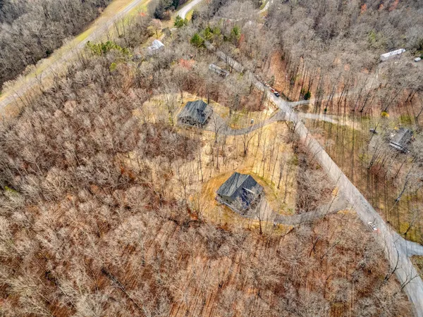 $555,000 | 6384 Old Natchez Trace, Santa Fe, TN 38482