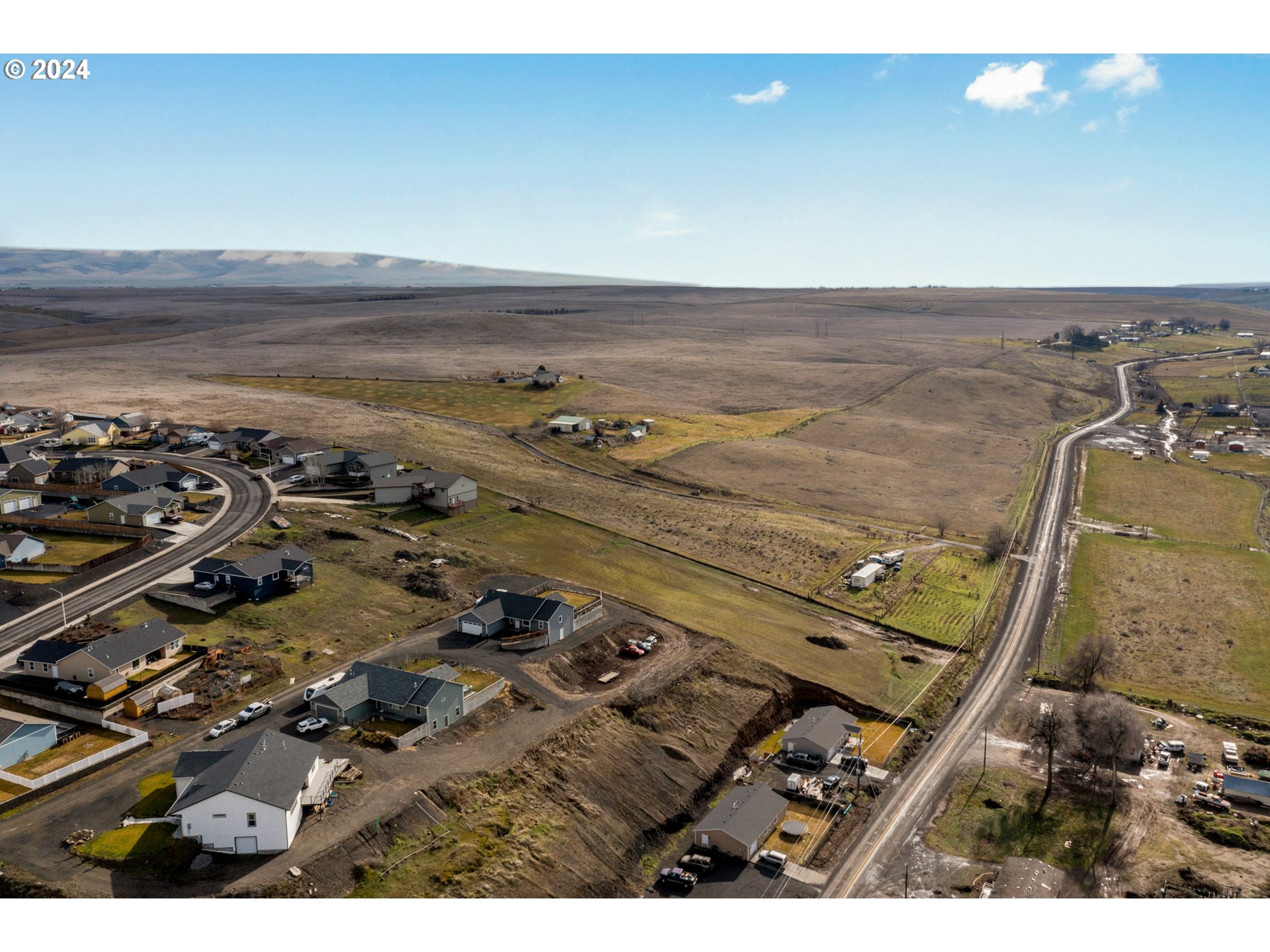514 Southwest Tahoe Avenue Pendleton, OR 97801 - Photo 36 of 37 an aerial view of beach and ocean