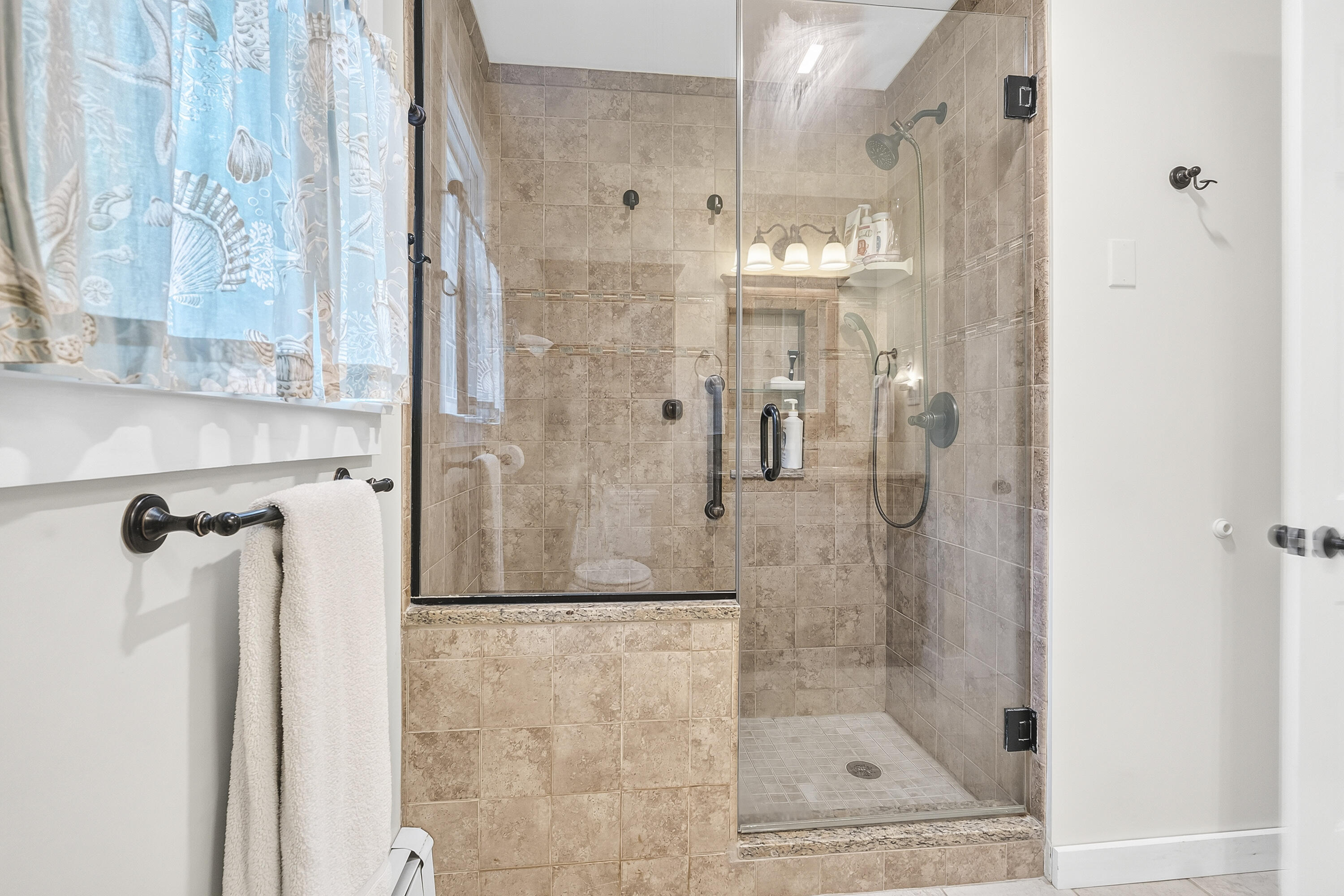19 Oak Ridge Drive Wiscasset, ME 04578 - Photo 25 of 66 19 Oak Ridge Dr_116
