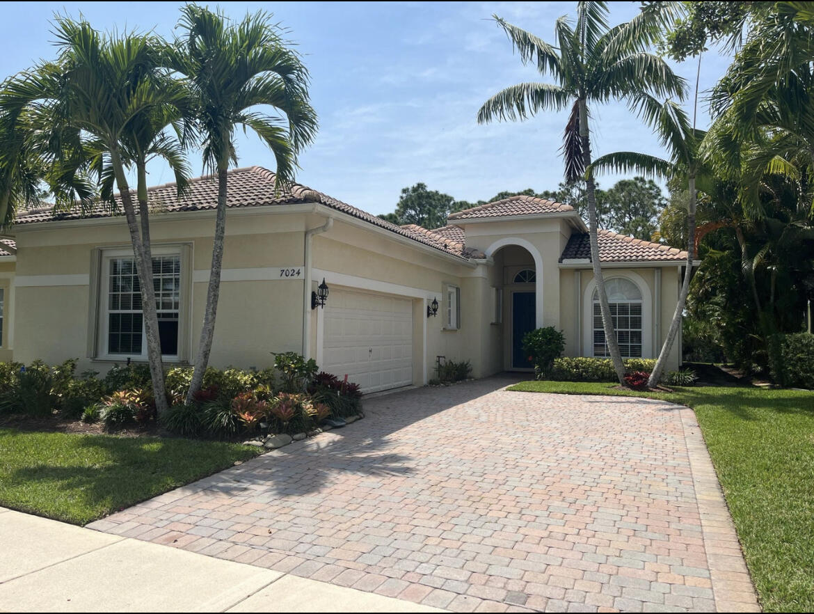 7024 Southeast Cricket Court Stuart, FL 34997 - Photo 1 of 11 7024 SE Cricket Ct