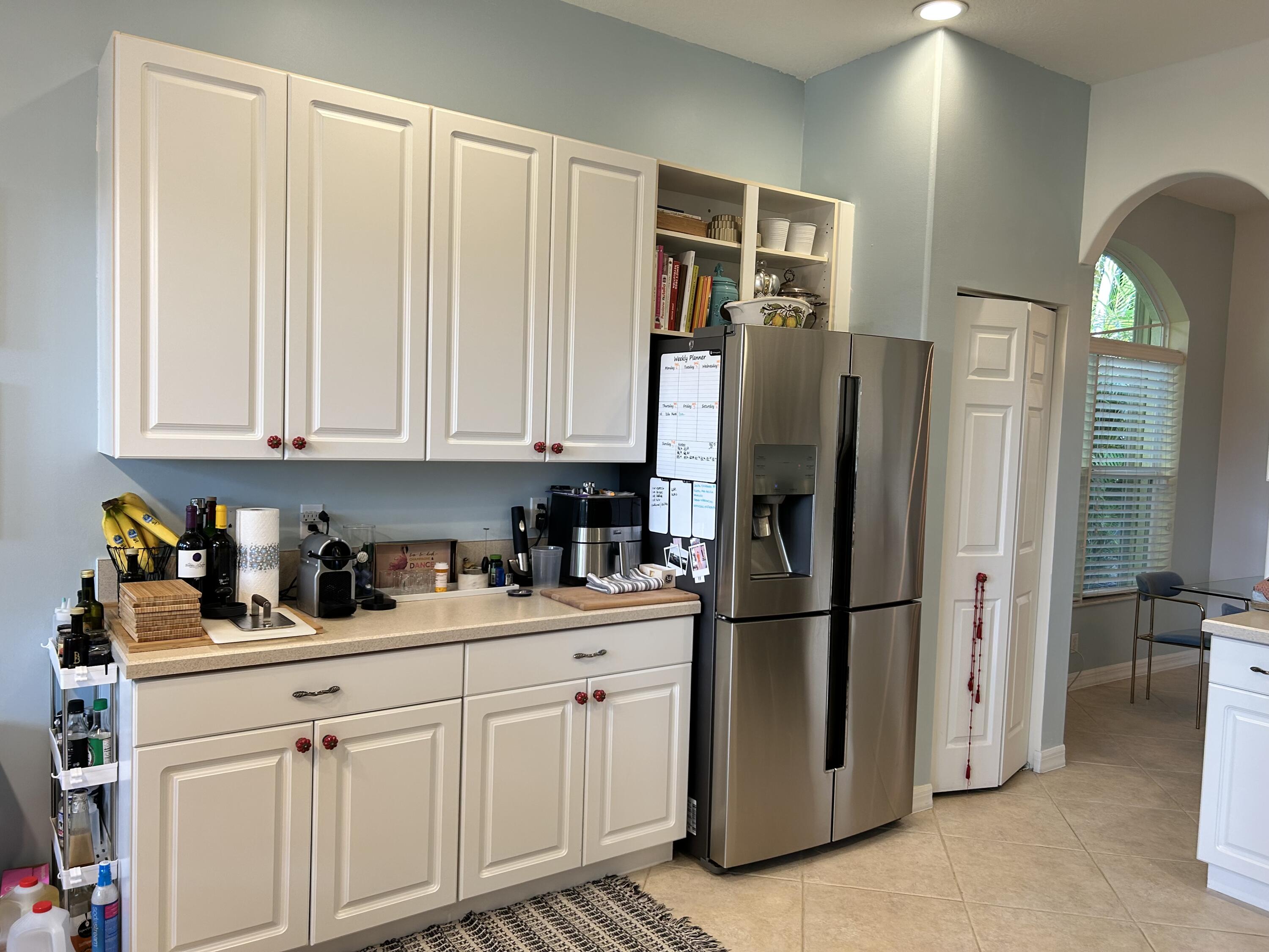 7024 Southeast Cricket Court Stuart, FL 34997 - Photo 5 of 11 Kitchen