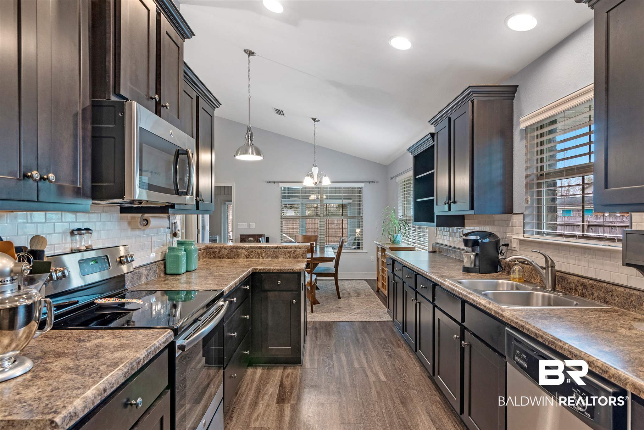 1701 Firefly Lane Foley, AL 36535 - Photo 19 of 37 Kitchen